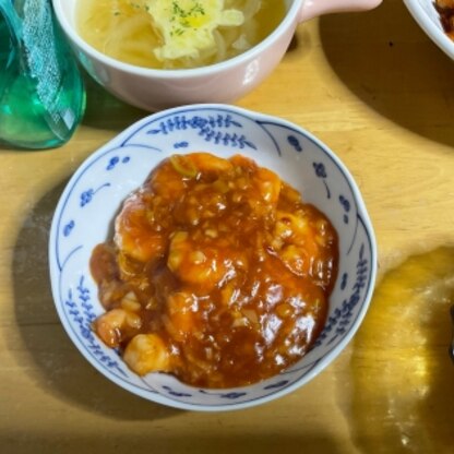 ご飯のおかずになってエビがなくなっても食べ続けました。